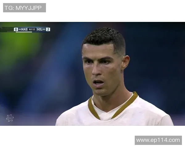 尤利亚诺谈大罗事件:即使有VAR我依然不怕被判罚点球